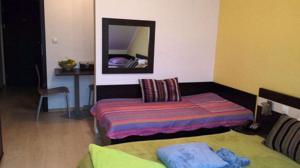 Free Apartman Besenova Phòng bức ảnh