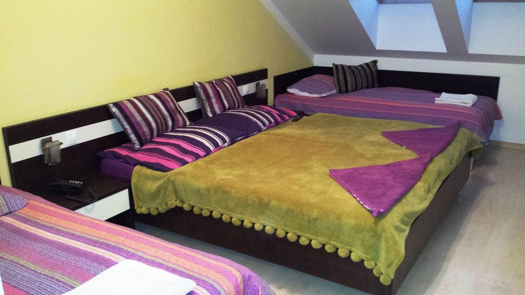 Free Apartman Besenova Phòng bức ảnh