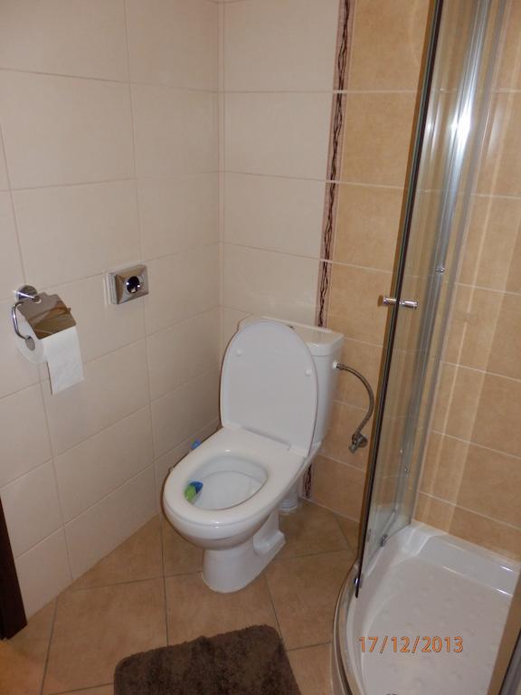 Free Apartman Besenova Phòng bức ảnh