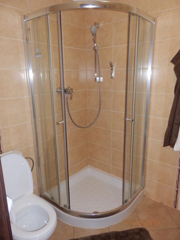 Free Apartman Besenova Phòng bức ảnh