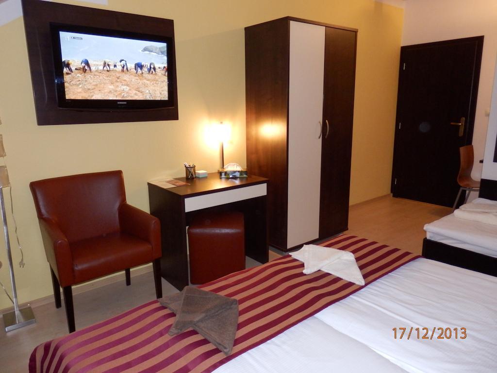 Free Apartman Besenova Phòng bức ảnh